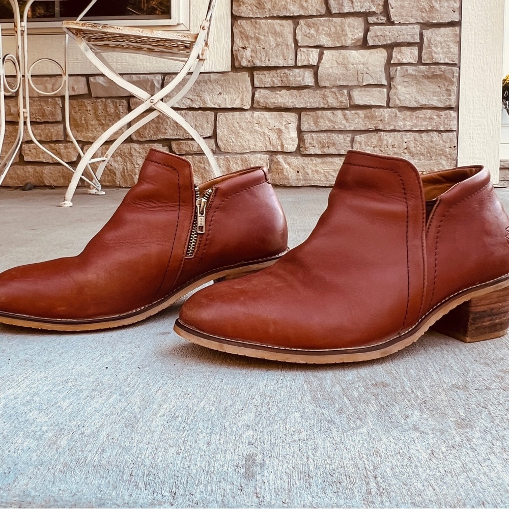 Stylish Steel Toe ankle Bootie with side zip 12